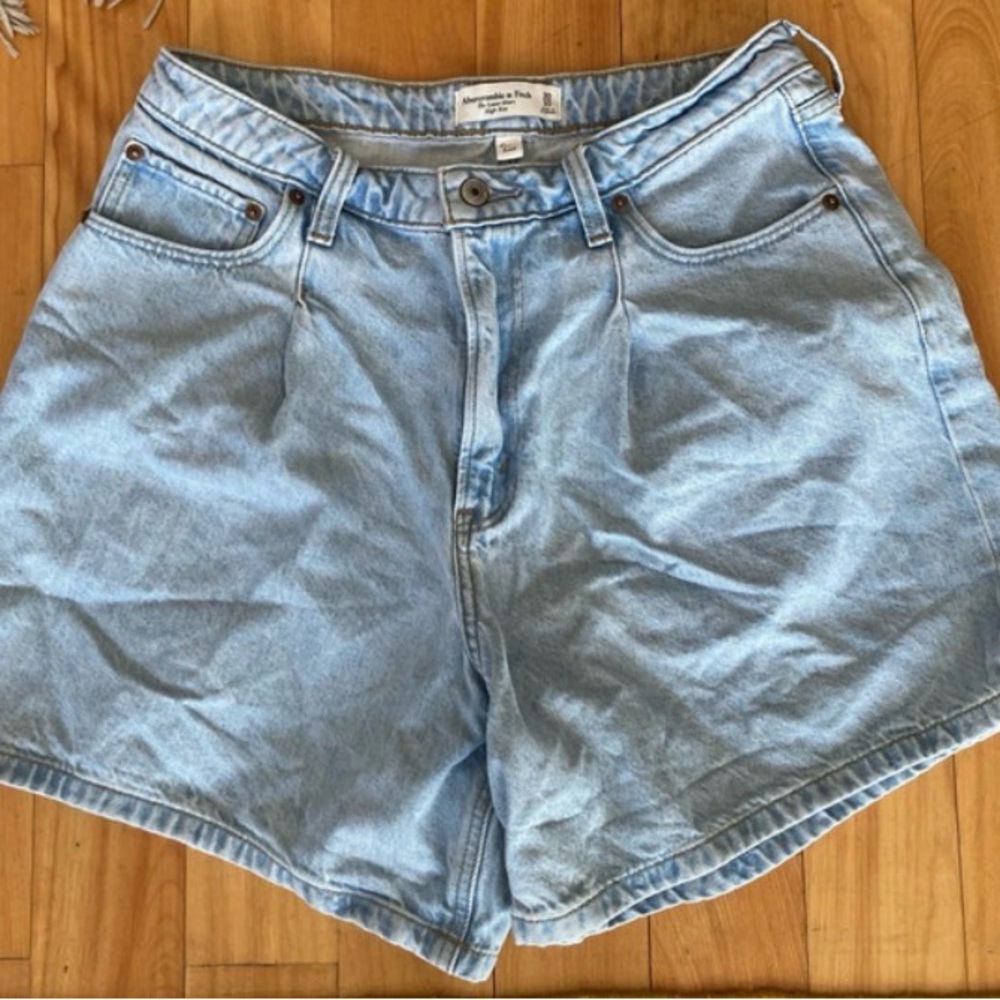 Abercrombie and Fitch Light Wash Curve Love Loose Denim Shorts